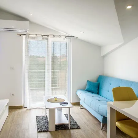 Apartman Nina * Ζαντάρ