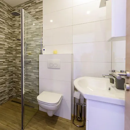 Διαμέρισμα Apartman Nina *